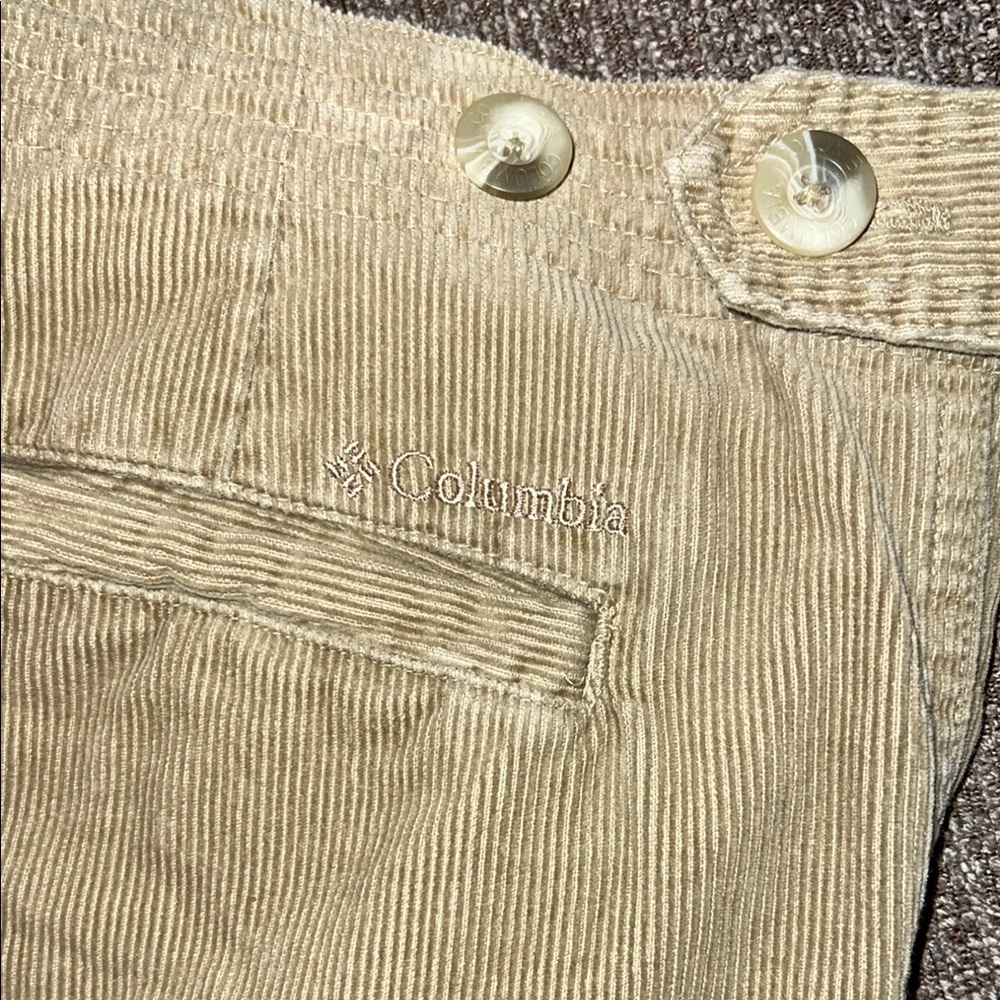 Women’s Columbia Tan Trousers for Everyday Comfort - Picture 5 of 6